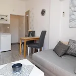 With Parking Space Baska, Krk - 18716 דירה באסקה